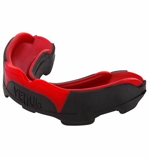 Predator Mouthguard-Black/Red