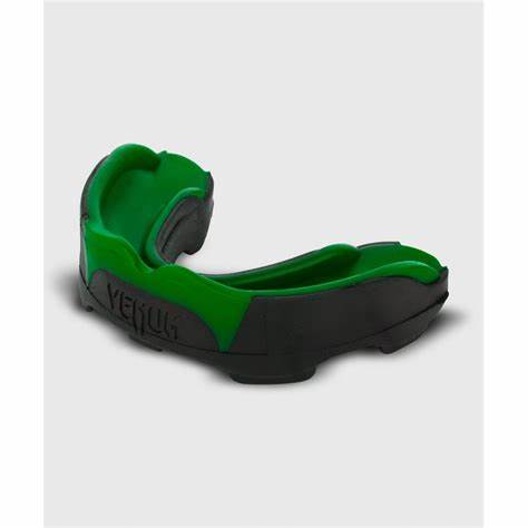 Predator Mouthguard-Black/Green