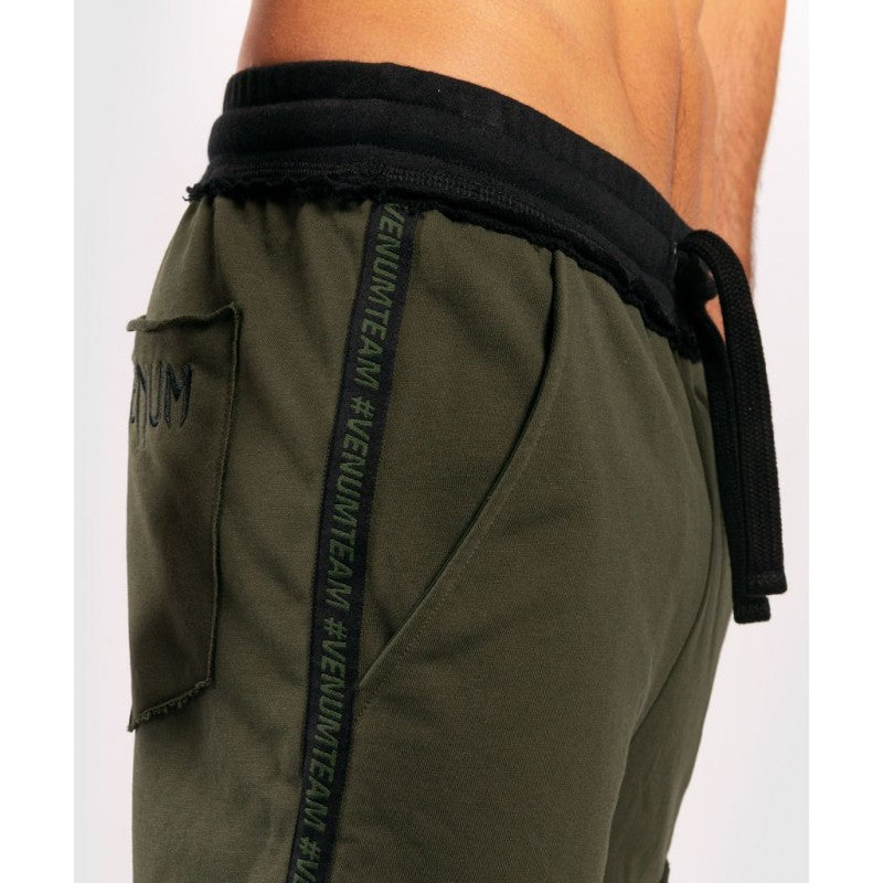 Cutback 2.0 Cotton Shorts-Khaki/Black