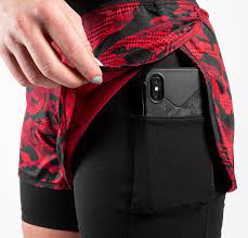 Defender 2.0 Hybrid Compression Shorts Women- Black Red