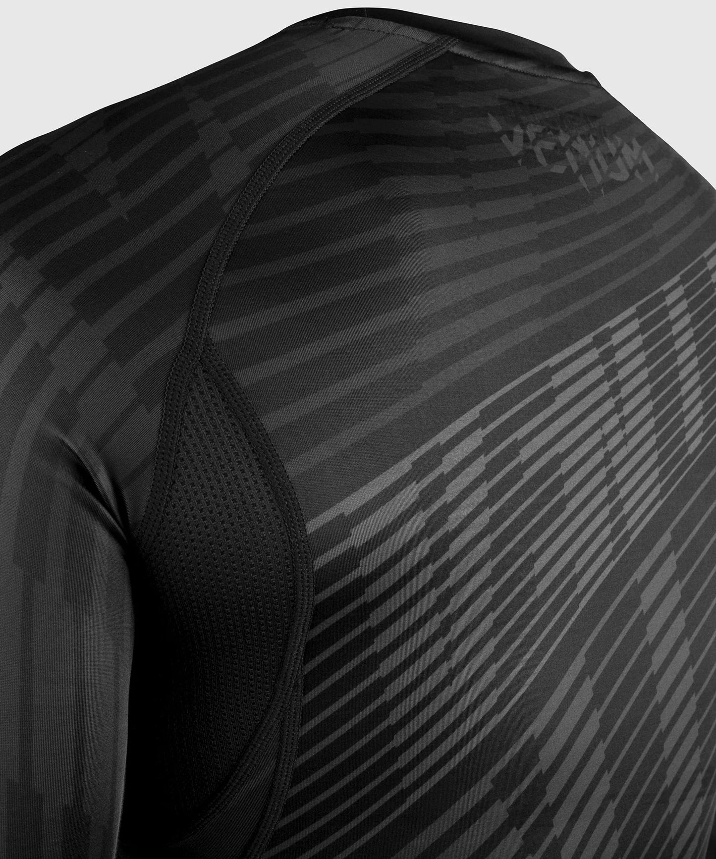 Plasma Rashguard Long Sleeves - Black/Black
