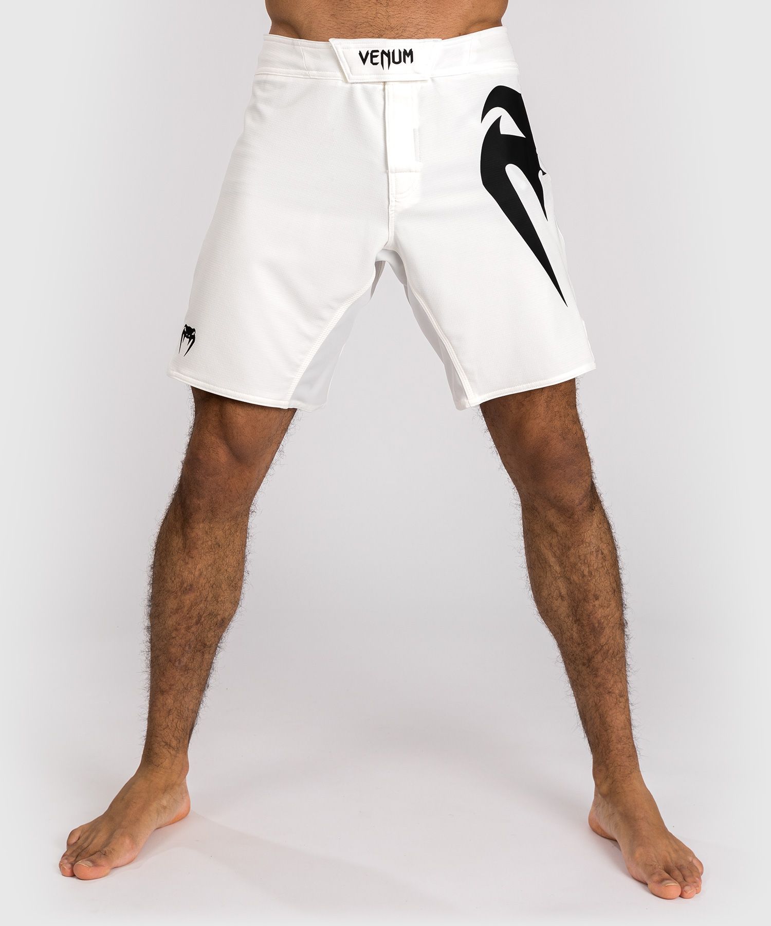 LIGHT 5.0 FIGHT SHORTS-WHITE/BLACK