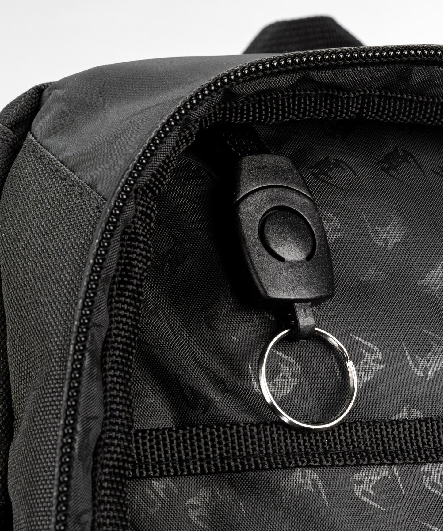 Challenger Pro Evo Backpack-Black/White