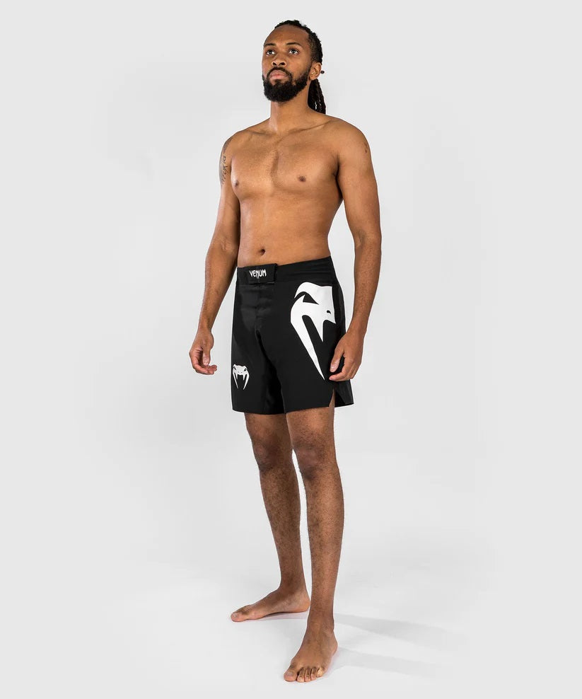 LIGHT 5.0 FIGHT SHORTS-BLACK/WHITE