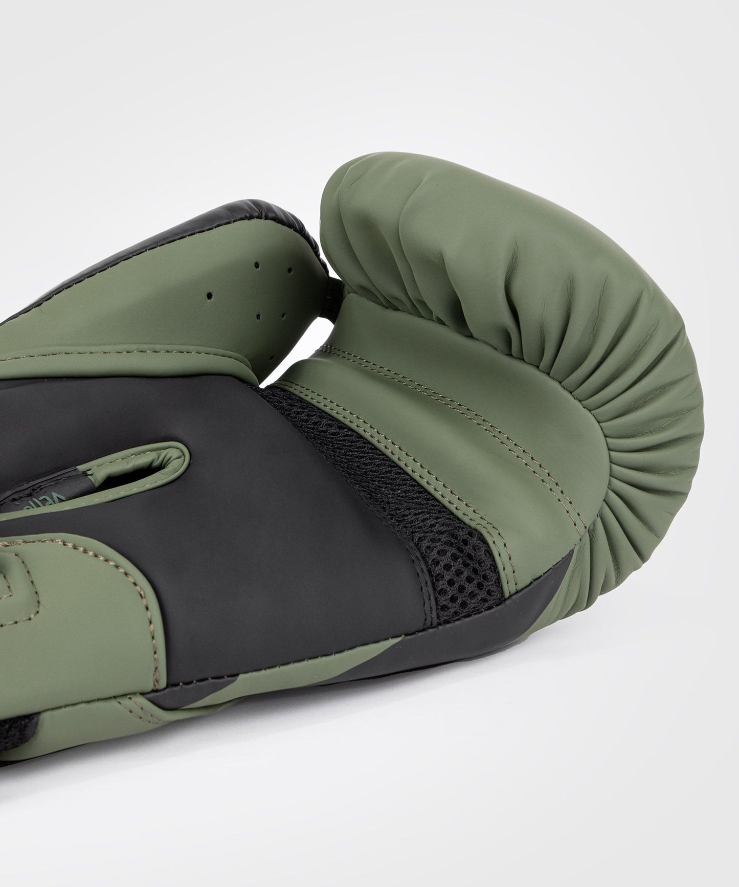 CHALLENGER 4.0 BOXING GLOVES-KHAKI/BLACK