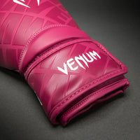 Contender 1.5 XT3D Boxing Gloves - Old Pink